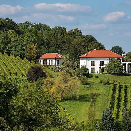 Apartment Hirschmugl Domaene Seggau Gmbh Leibnitz